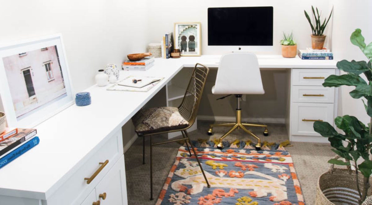 Home Office Decoration Ideas 2025: एक सुंदर और स्मार्ट वर्कस्पेस का सपना