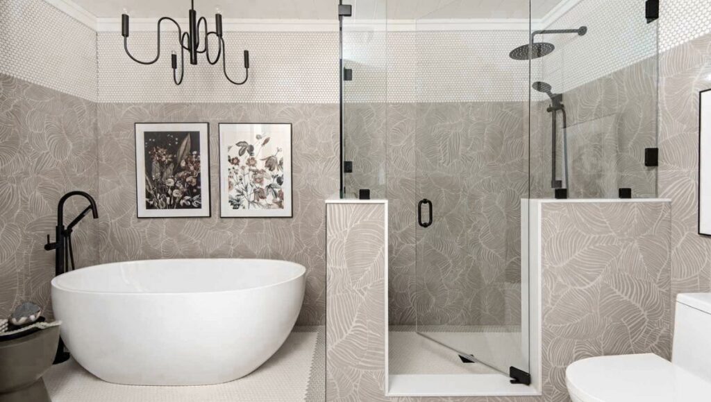 Shower and Bath Zones Designed for Comfort
